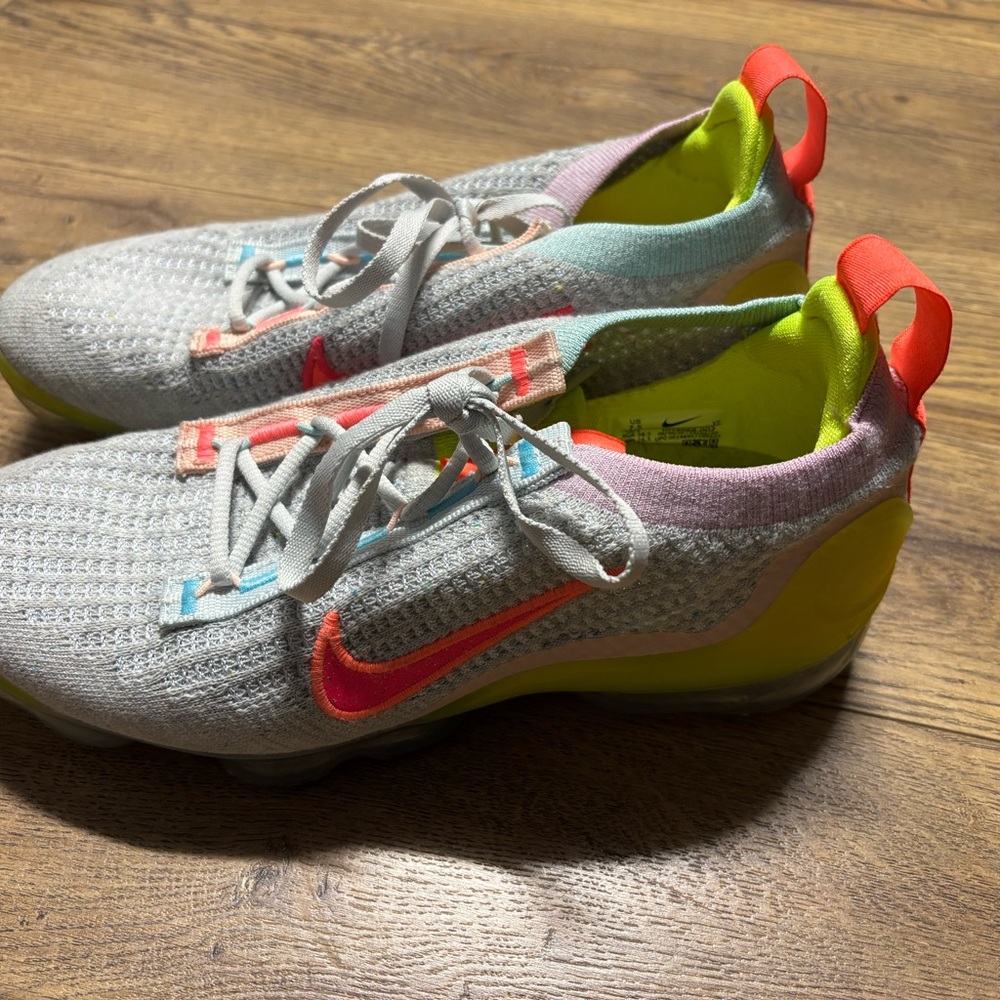 Nike Multicolor Sneakers with Pink and Yellow Highlights